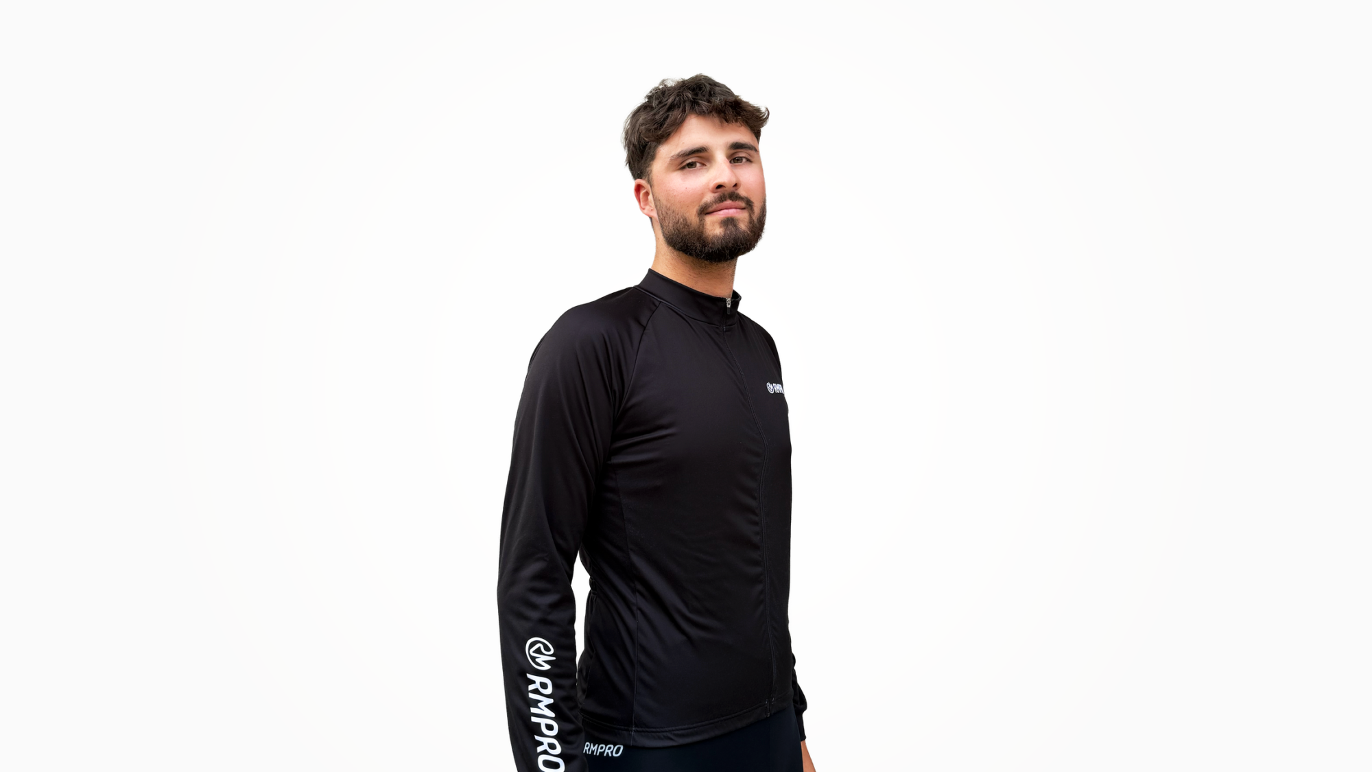 Maillot manches longues noir avec logo RMPRO, porté par un homme.