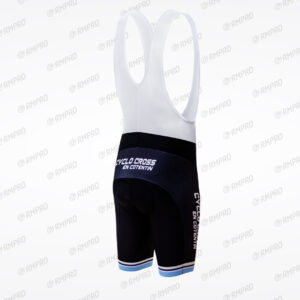 Cuissard technique noir avec bretelles, personnalisé avec logo et couleur d'un club de cyclisme.