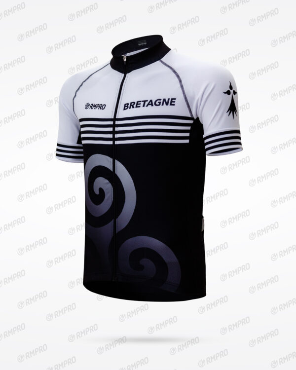 Maillot de cyclisme personnalisé noir et blanc avec motifs et logo "Bretagne".