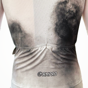 Maillot manches courtes blanc et gris avec dégradé, logo visible, adapté pour cyclisme.