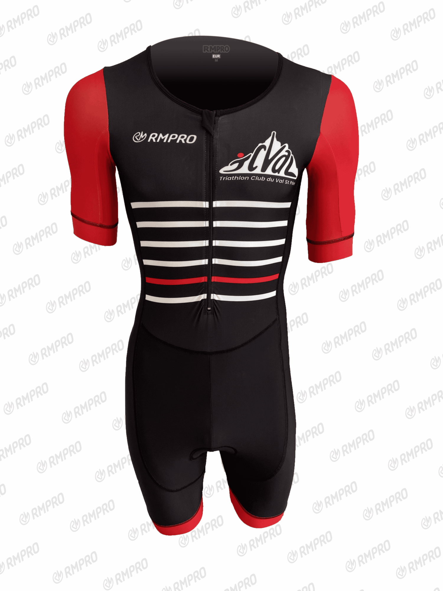 Combinaison de triathlon noire et rouge avec logo personnalisé et rayures blanches.