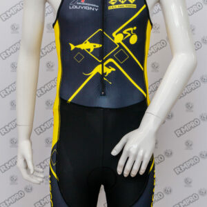 Débardeur de triathlon personnalisé noir et jaune avec logos de club sur mannequin.