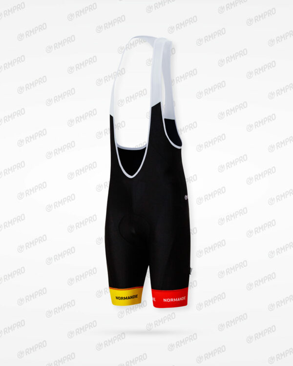 Cuissard technique noir avec bretelles, personnalisé avec logos et bandes aux couleurs de Normandie.