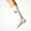 Couvre-chaussures Aéro blancs, ajustés, accompagnés de chaussettes blanches avec logo RMPRO.