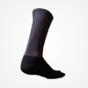 Chaussette aéro noire avec finition technique pour le cyclisme.