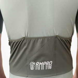 Maillot manches courtes gris technique avec poche arrière pour cyclisme.